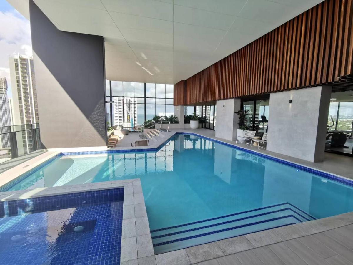 2 Bedroom Luxurious Family With Ocean View In Broadbeach Next To Casino And Pacific Fair Gc22 Vr * Gold Coast